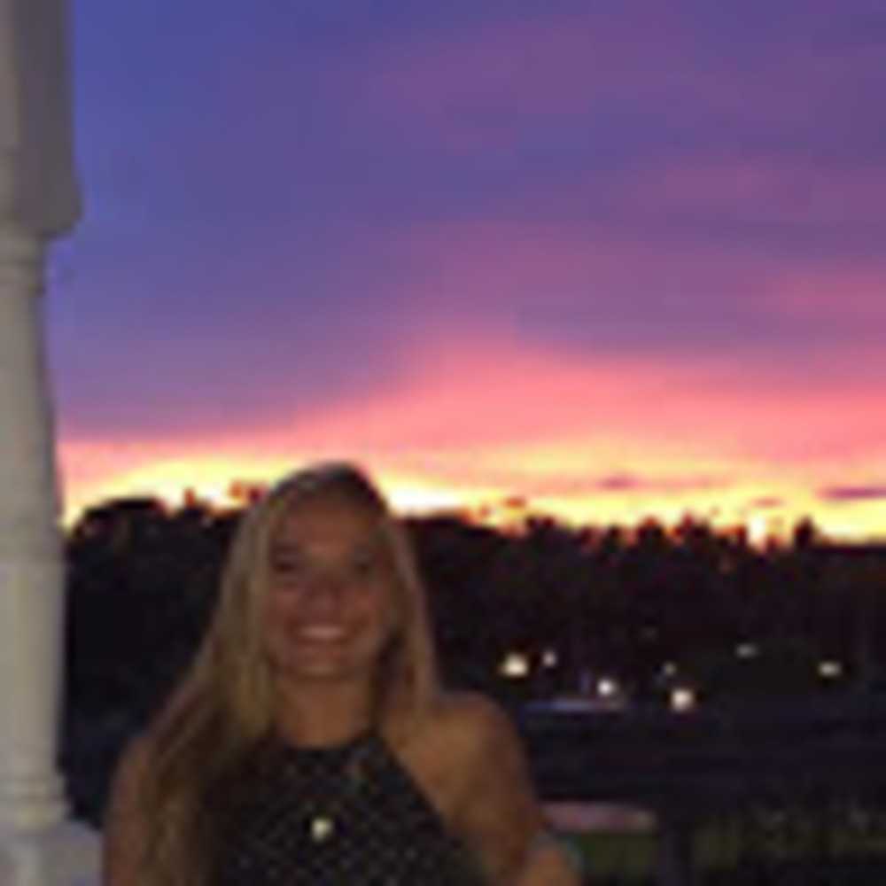 Meet your Posher, Cassandra
